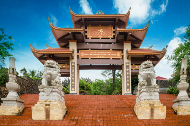Chùa Lân - Thiền Viện Trúc Lâm Yên Tử (Nguồn Google)