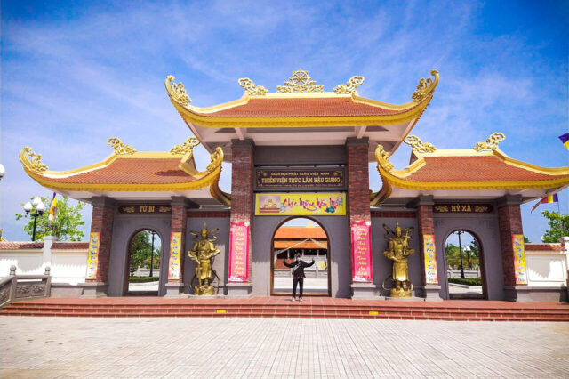 1. Thiền Viện Trúc Lâm - nguồn tripzone.vn