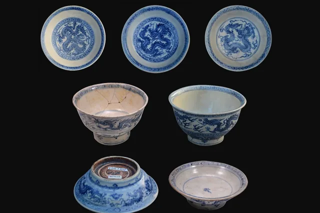 Bộ sưu tập bát, đĩa gốm men trắng vẽ lam (1)