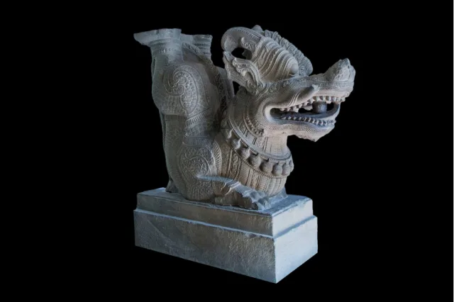Tượng Rồng Tháp Mẫm